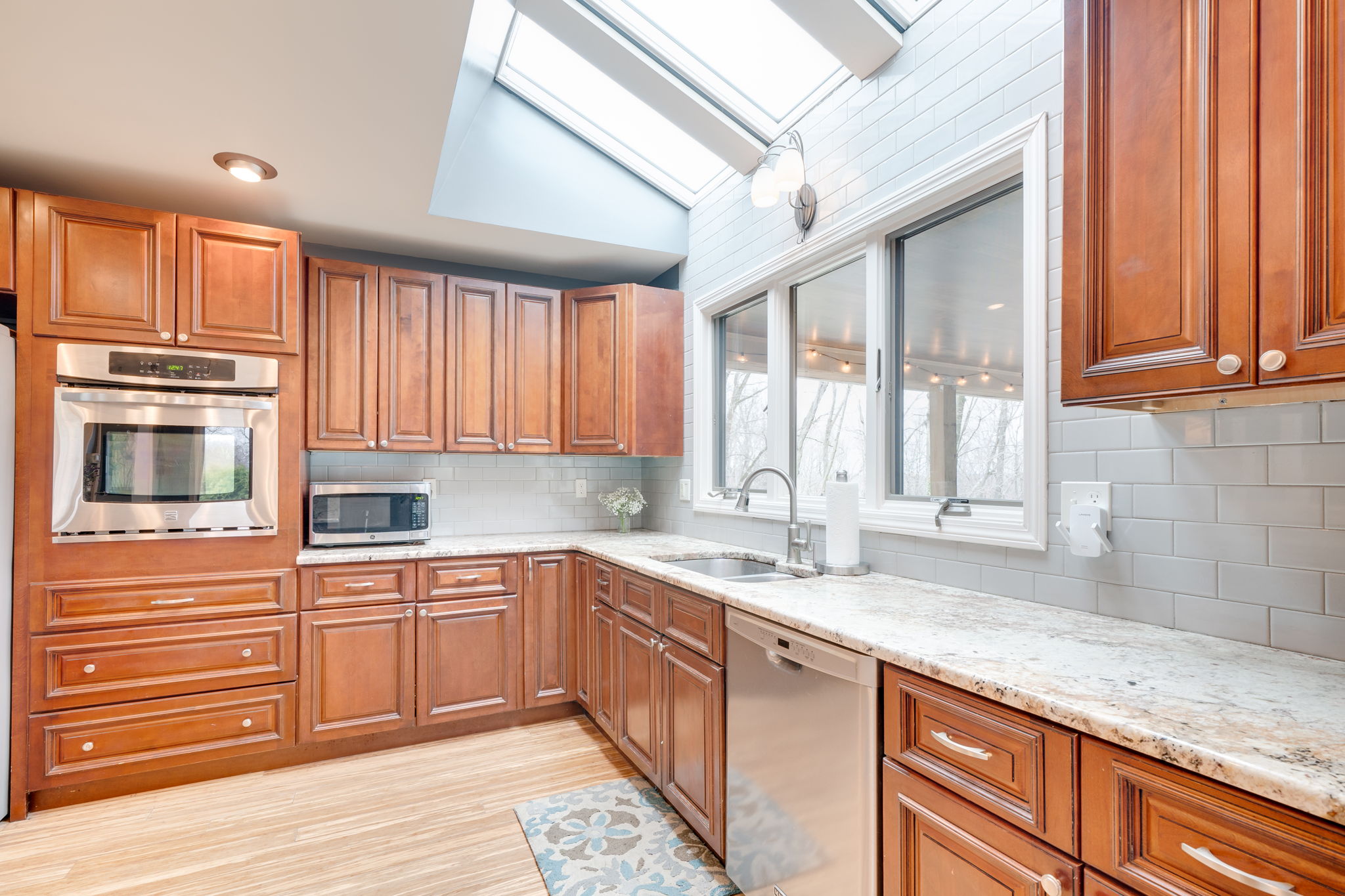  262 Rye St, East Windsor, CT 06016, US Photo 17