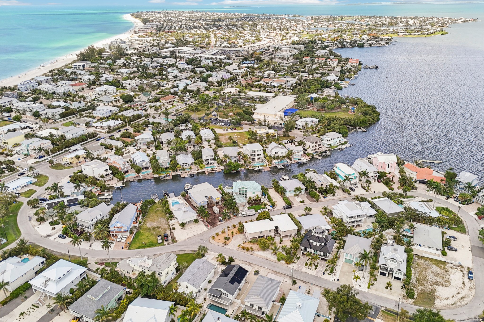 S Harbor Dr-L2005-047.jpg