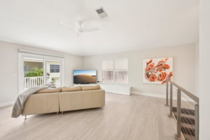 S Harbor Dr-L2005-012.jpg