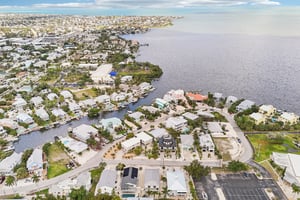 S Harbor Dr-L2005-048.jpg