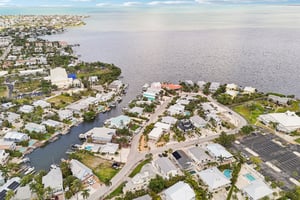 S Harbor Dr-L2005-049.jpg