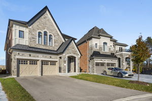 262 Touch Gold Cres