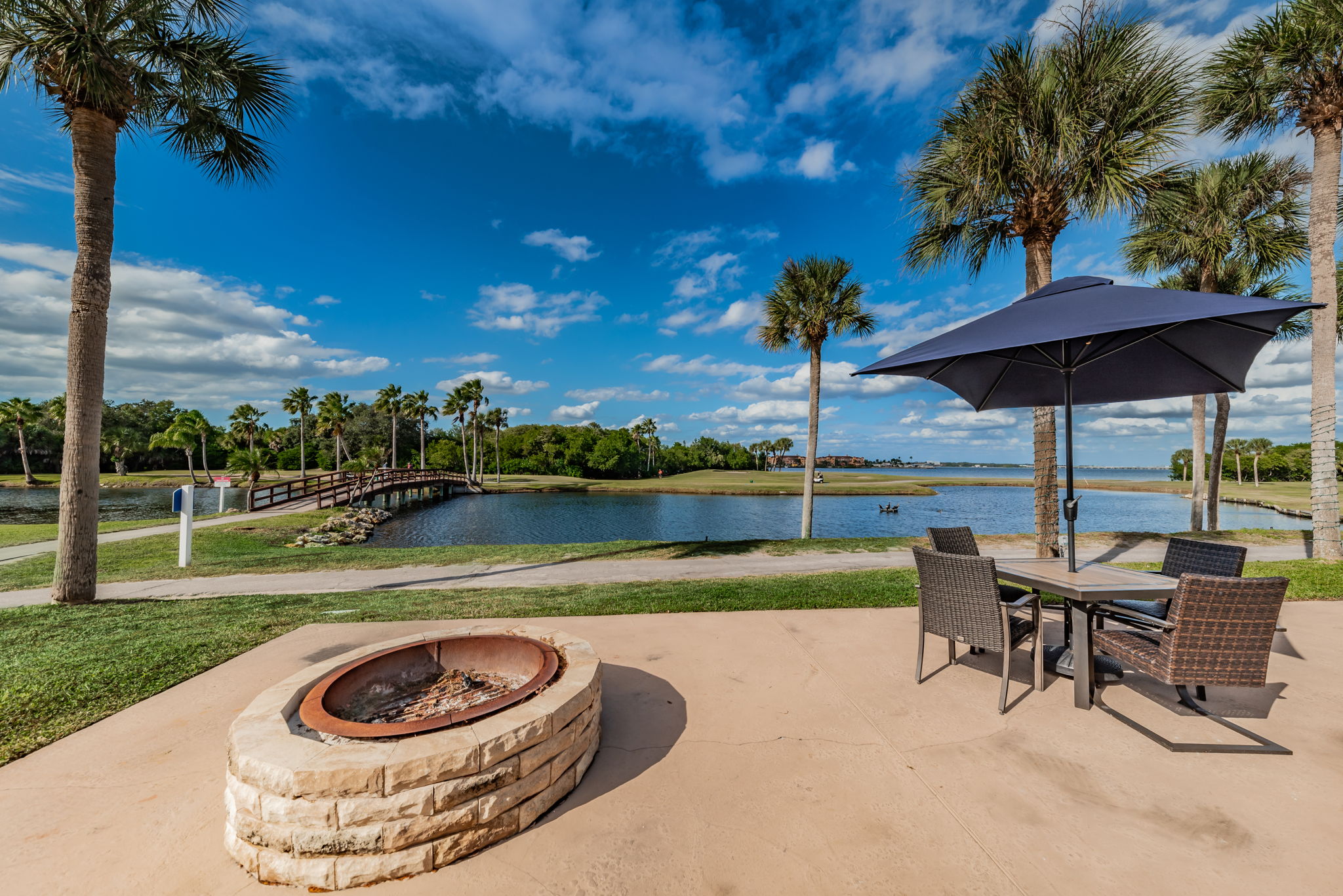 20-Clubhouse Patio