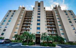 Front Exterior22
