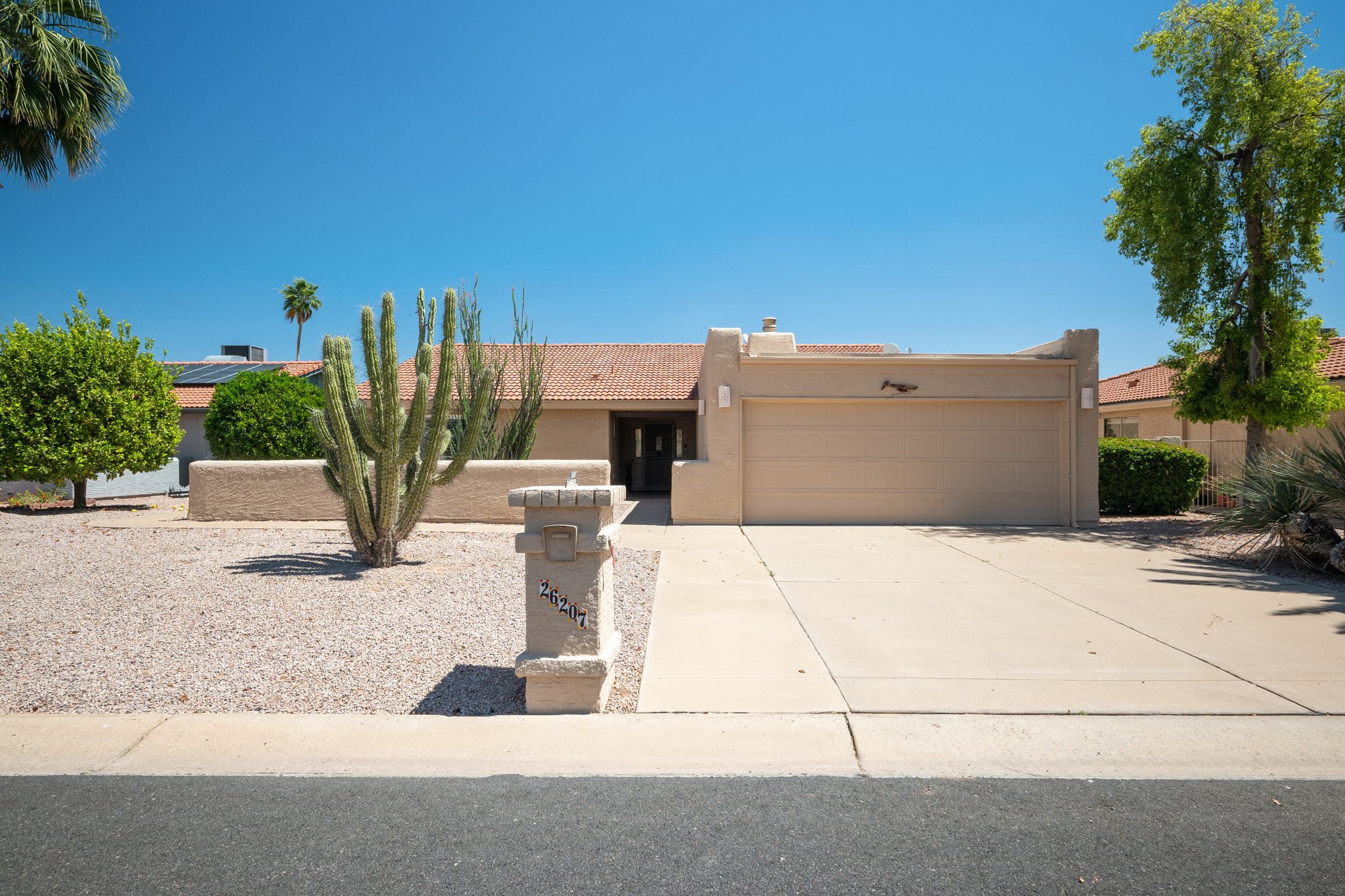 26207 S Glenburn Dr - 001.jpg