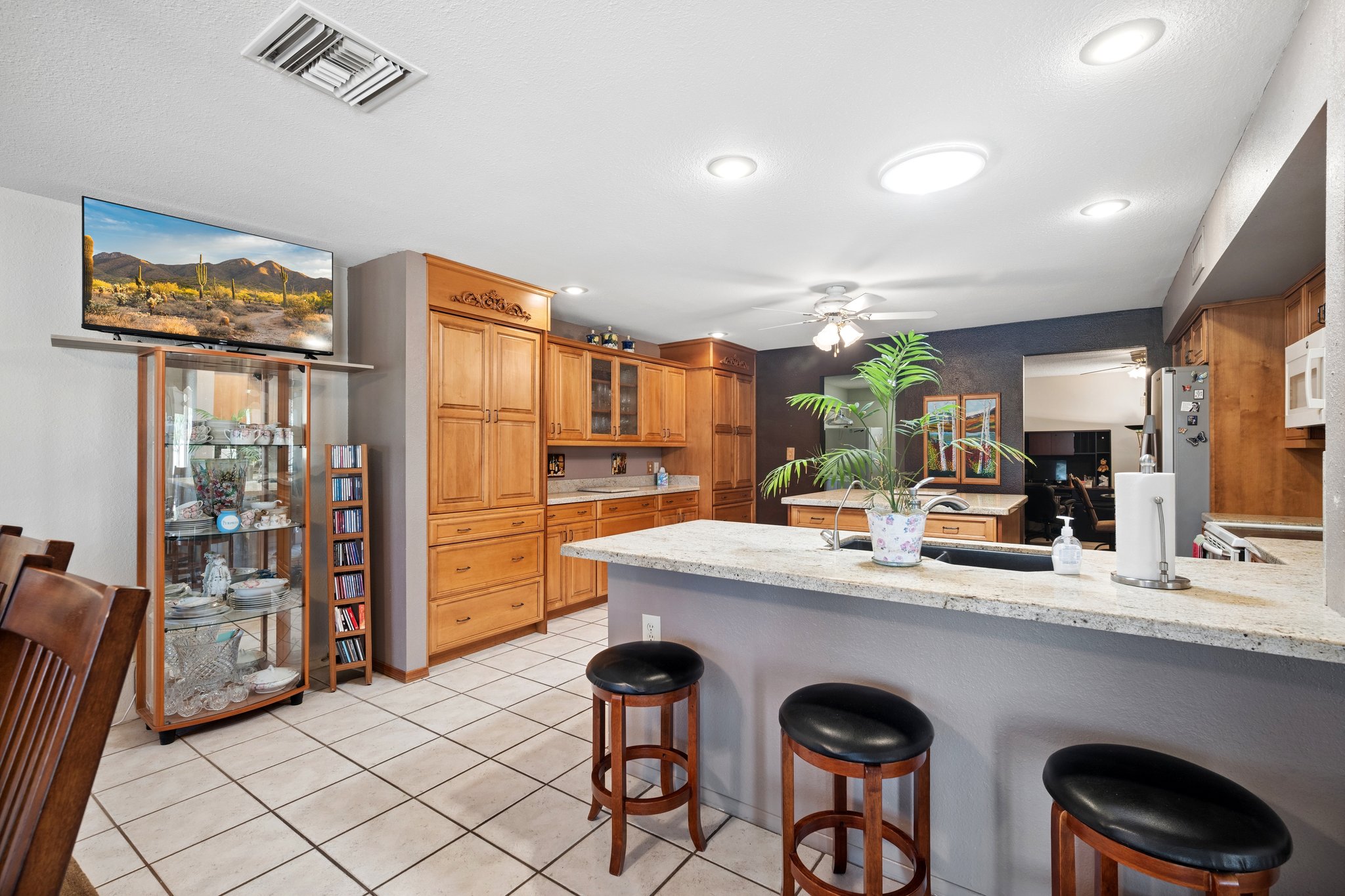 26207 S Glenburn Dr - 015.jpg