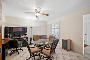 26207 S Glenburn Dr - 016.jpg