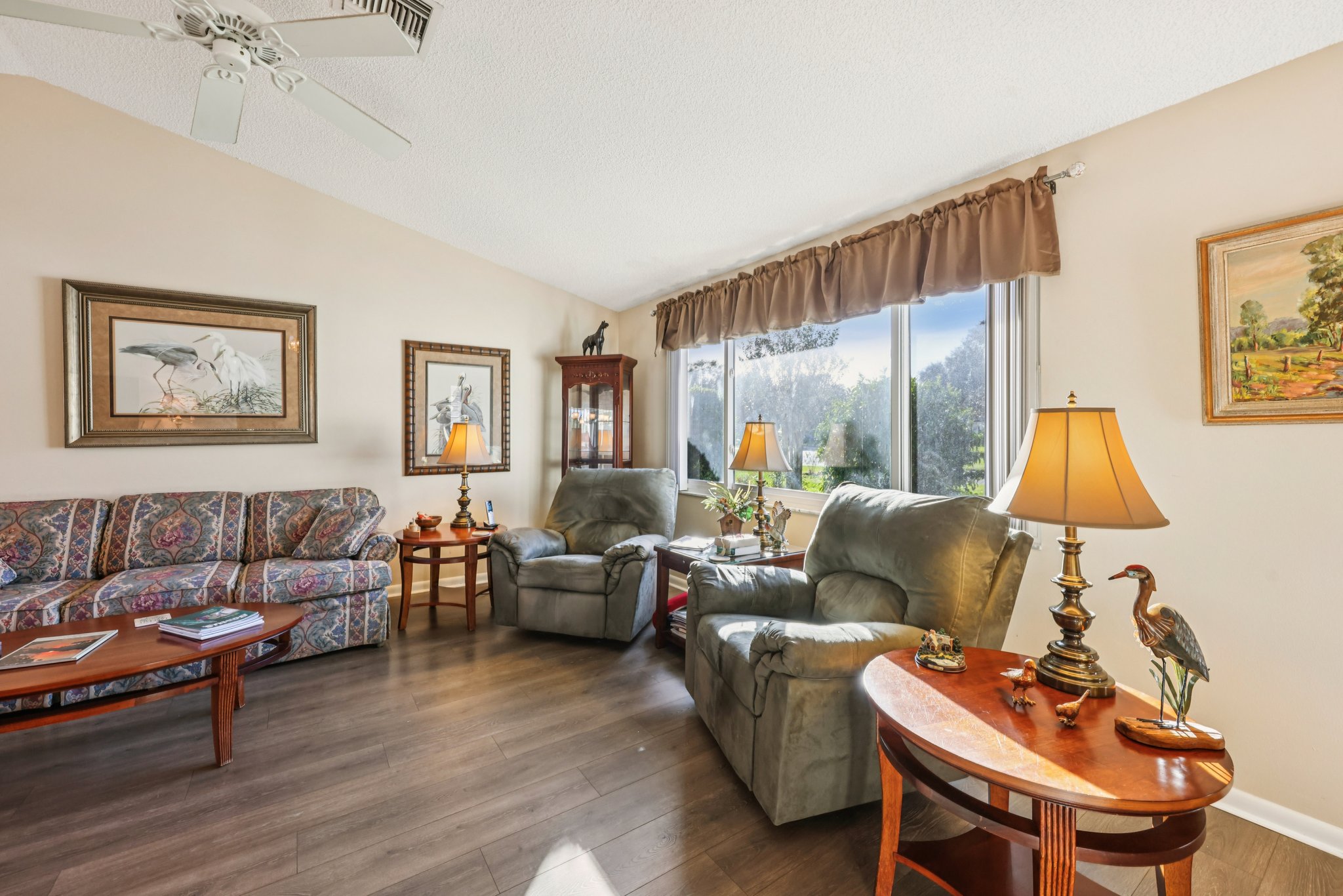 Newcombe Cir-S1211-005.jpg