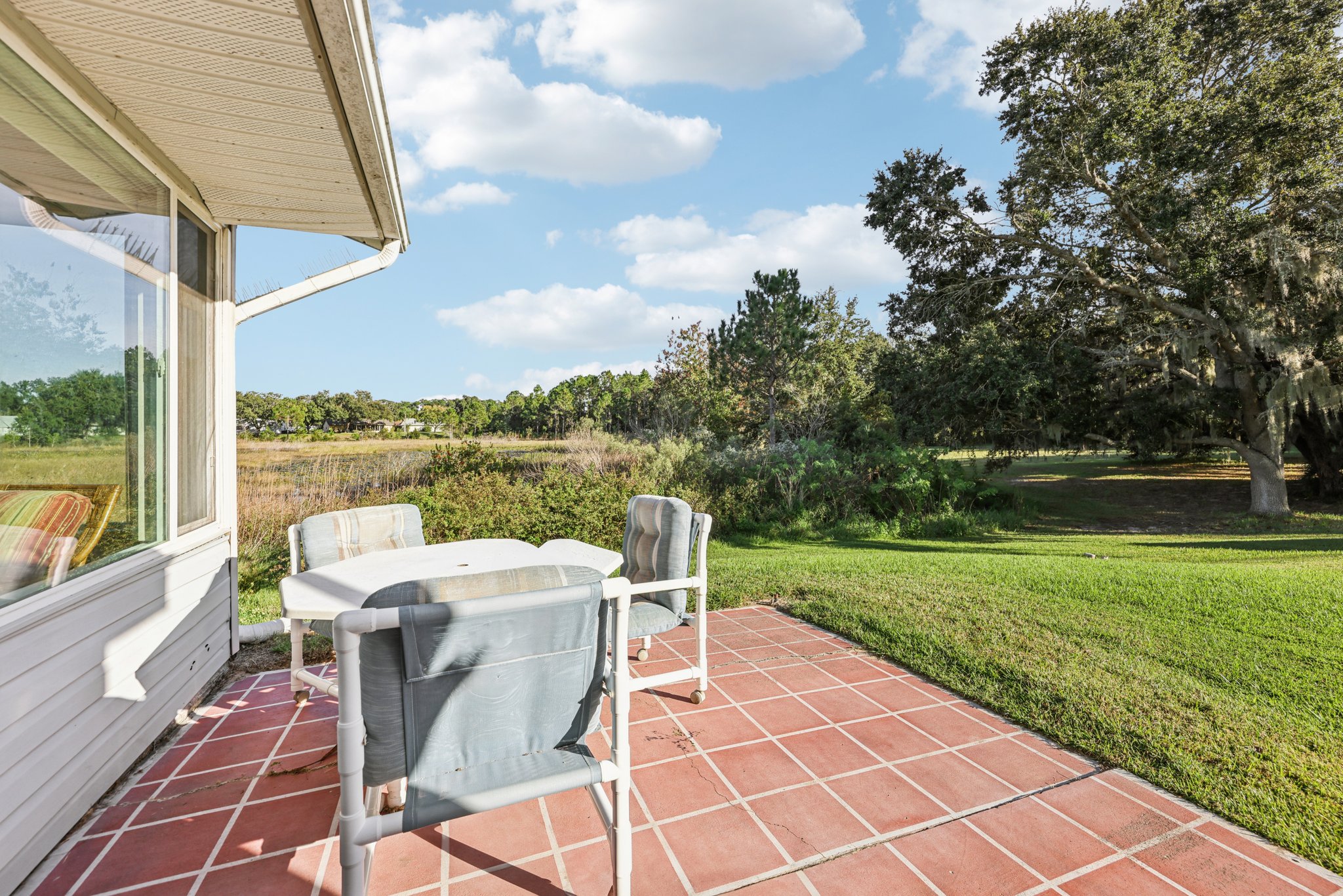 Newcombe Cir-S1211-027.jpg