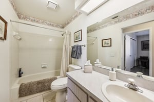 Newcombe Cir-S1211-014.jpg