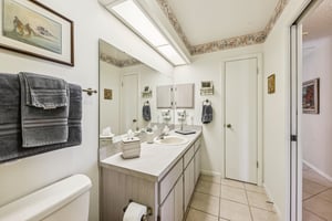 Newcombe Cir-S1211-015.jpg