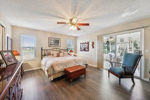 Newcombe Cir-S1211-018.jpg