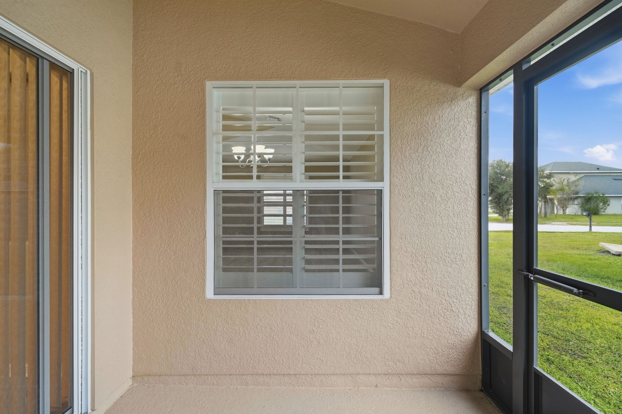 Covered & Screened Lanai