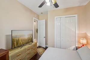 Golden Gate Blvd W-S0710-034.jpg