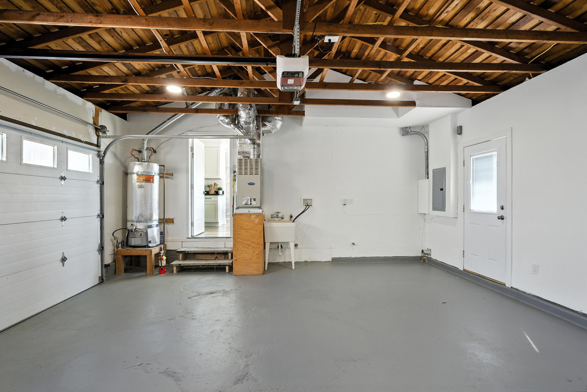  Photo 41
