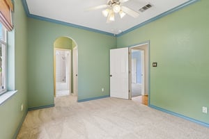 Romance Point St-S2205-033.jpg