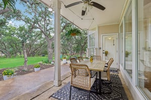 Romance Point St-S2205-049.jpg