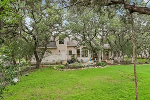 Romance Point St-S2205-053.jpg