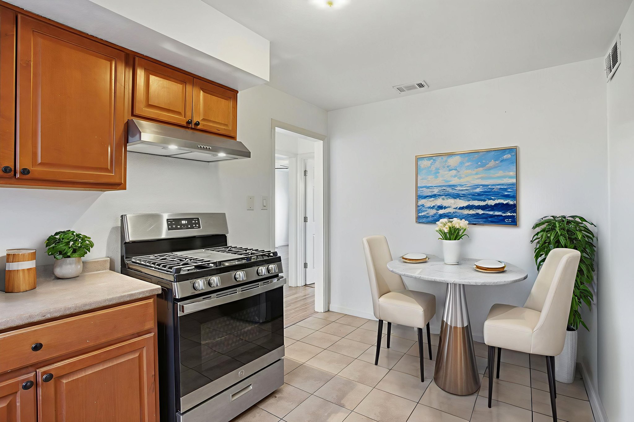 14-print-2622-del-paso-blvd virtually staged.jpeg