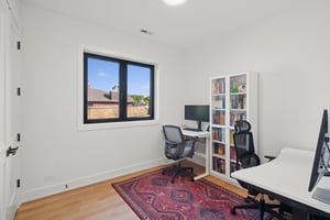 2622 N Racine Ave 3_013.jpg