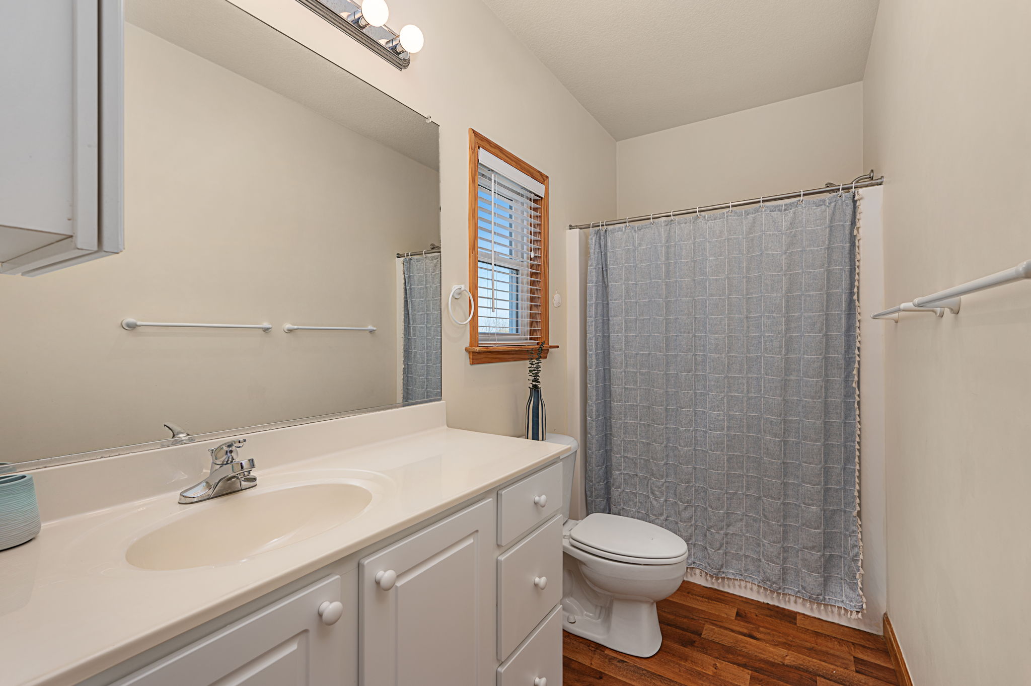 26221-Wimble-Shores-ML-BR1-SP-Bath