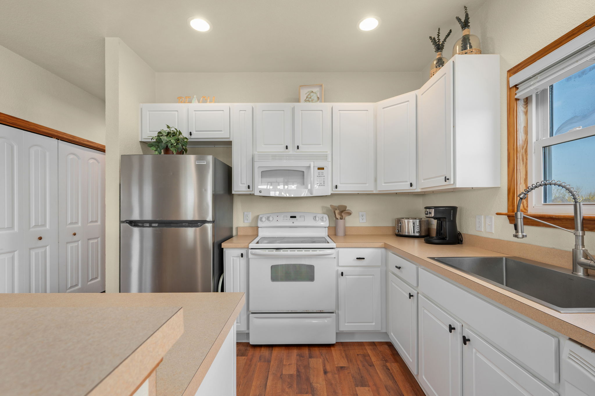 26221-Wimble-Shores-ML-Kitchen-V5