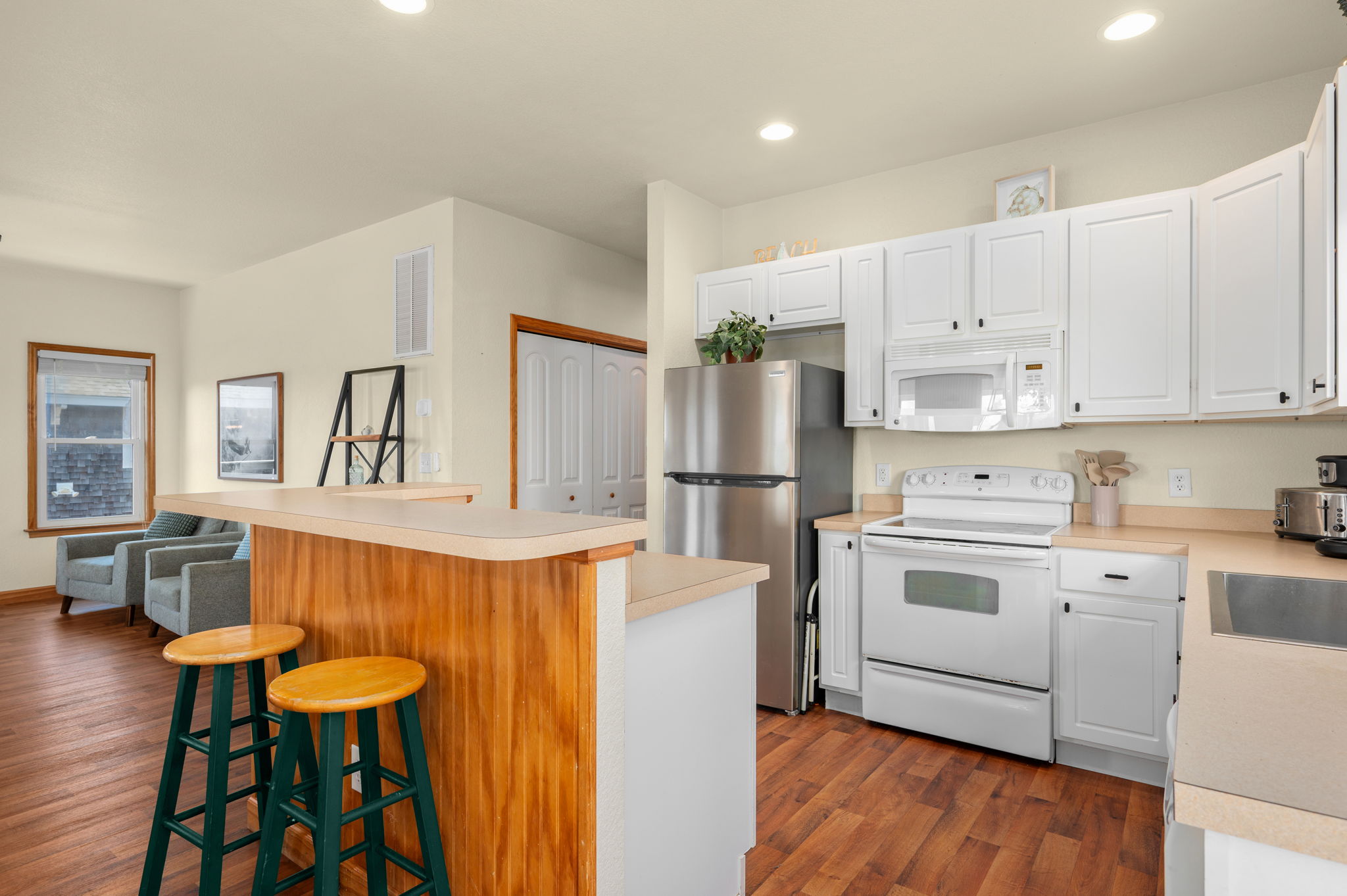 26221-Wimble-Shores-ML-Kitchen-V7