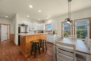 26221-Wimble-Shores-ML-Dining-to-Kitchen