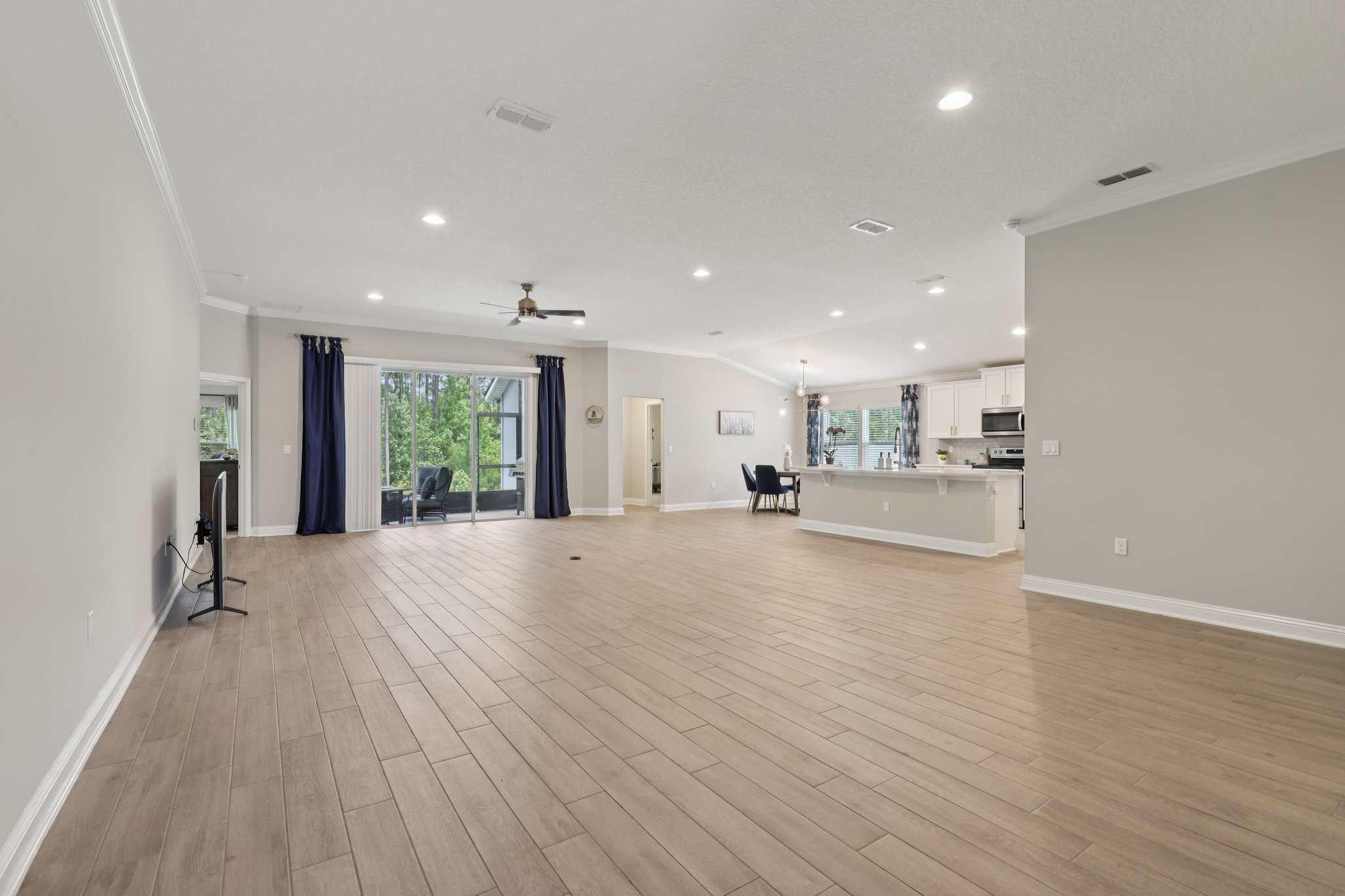 Cold Stream Ln-0806-006.jpg