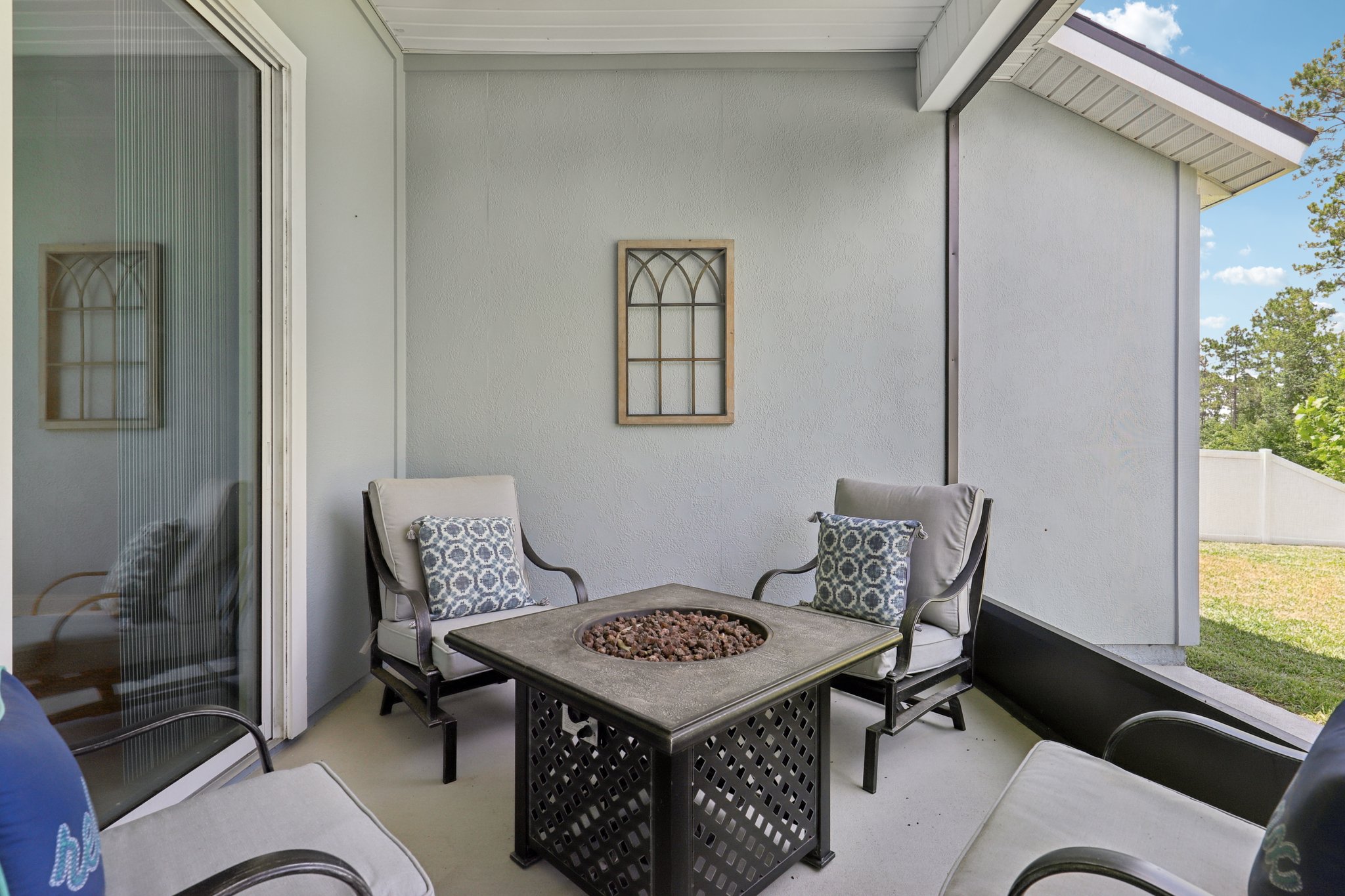 Cold Stream Ln-0806-036.jpg