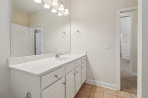 Grapevine Cir-S0303-032.jpg