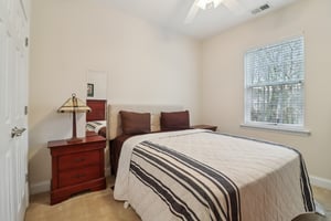 Grapevine Cir-S0303-033.jpg