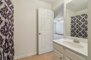 Grapevine Cir-S0303-055.jpg