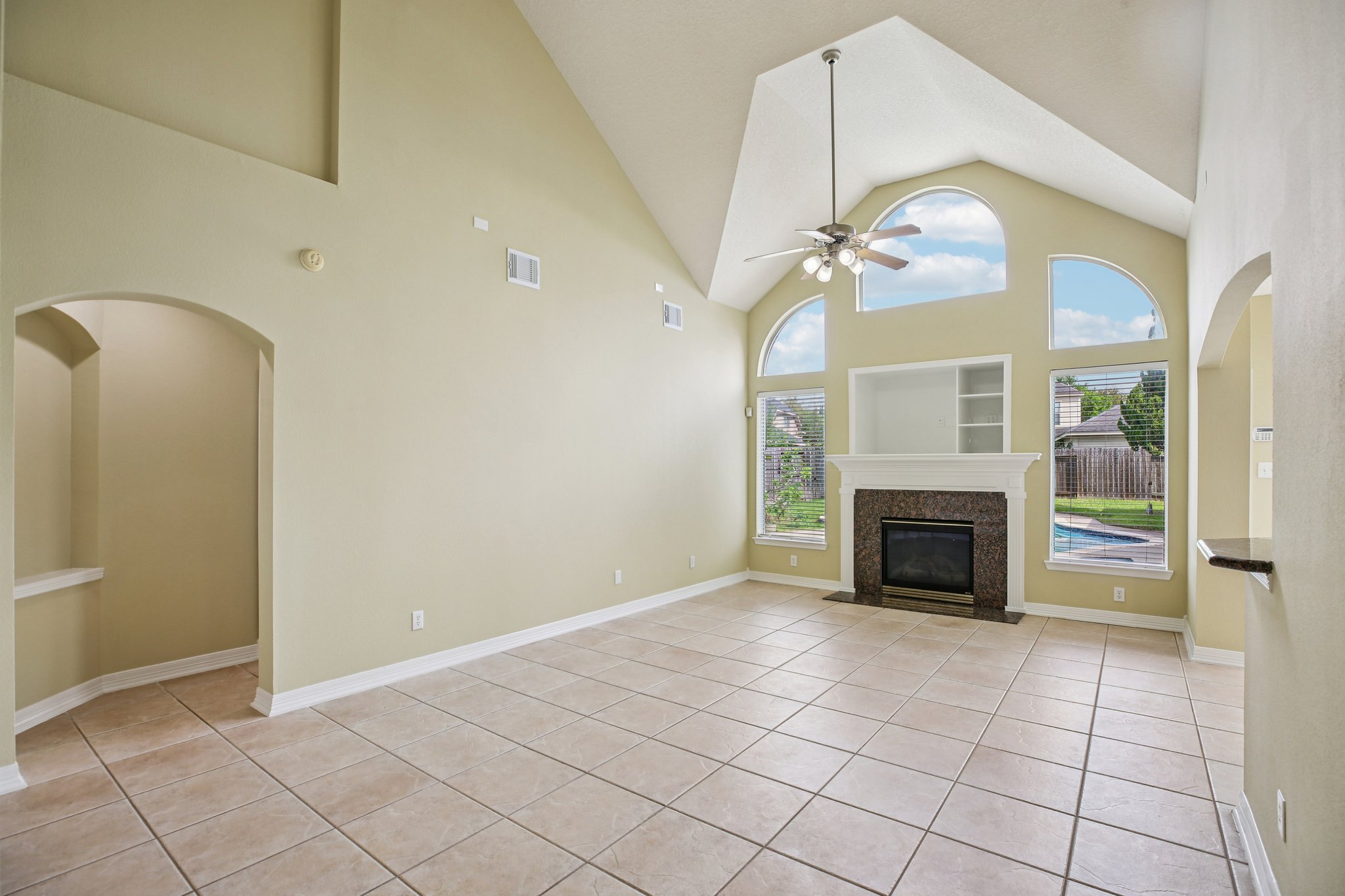 Misty Grove Dr-S2503-005.jpg