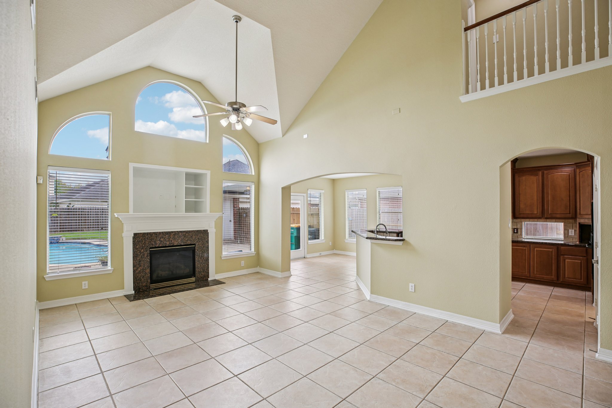 Misty Grove Dr-S2503-008.jpg