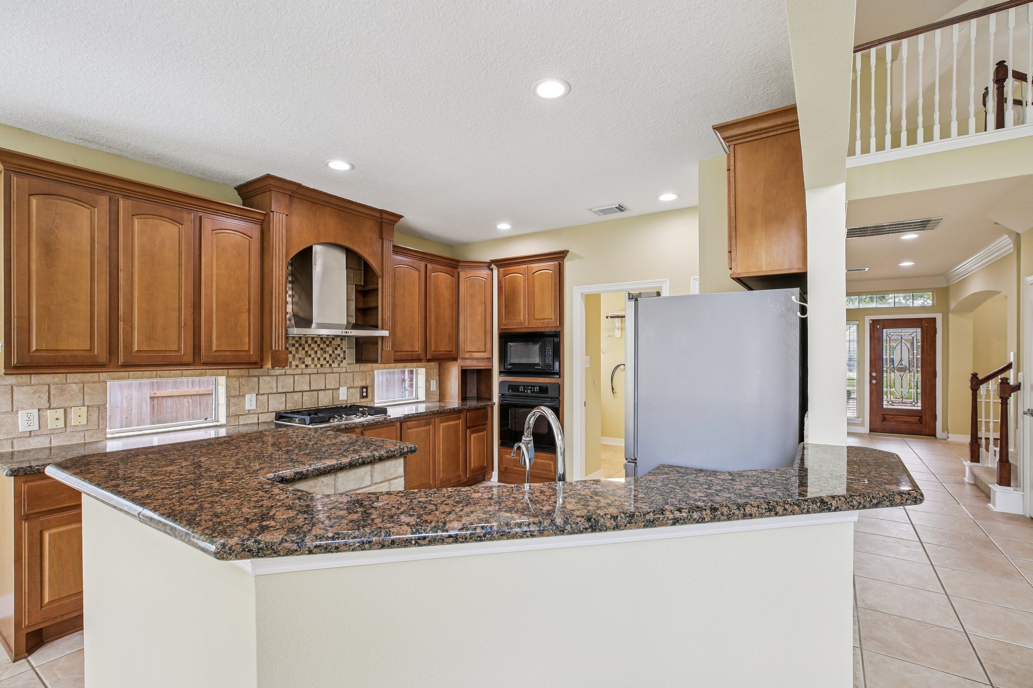 Misty Grove Dr-S2503-016.jpg