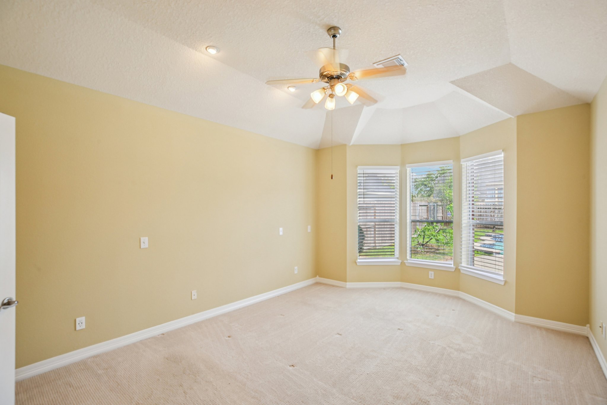 Misty Grove Dr-S2503-024.jpg