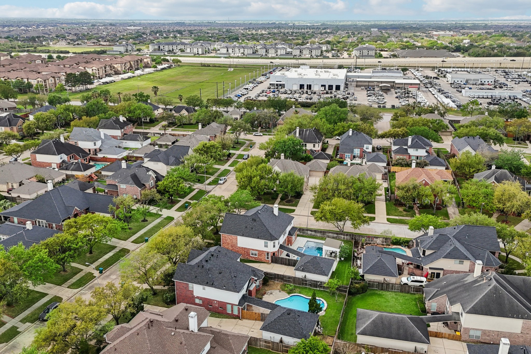 Misty Grove Dr-S2503-056.jpg