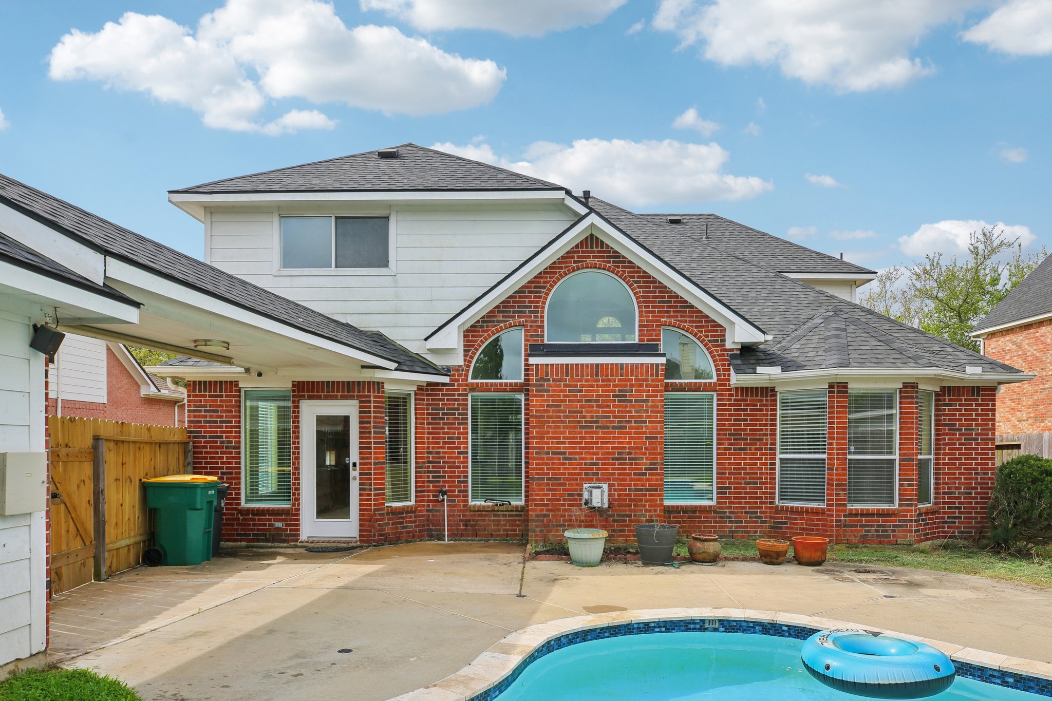 Misty Grove Dr-S2503-060.jpg