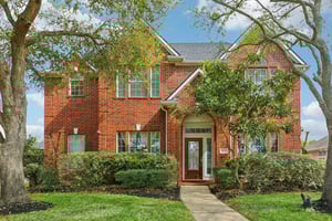 Misty Grove Dr-S2503-001.jpg