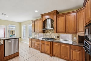 Misty Grove Dr-S2503-014.jpg