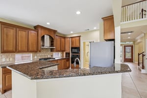 Misty Grove Dr-S2503-016.jpg