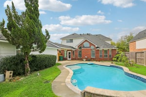 Misty Grove Dr-S2503-059.jpg