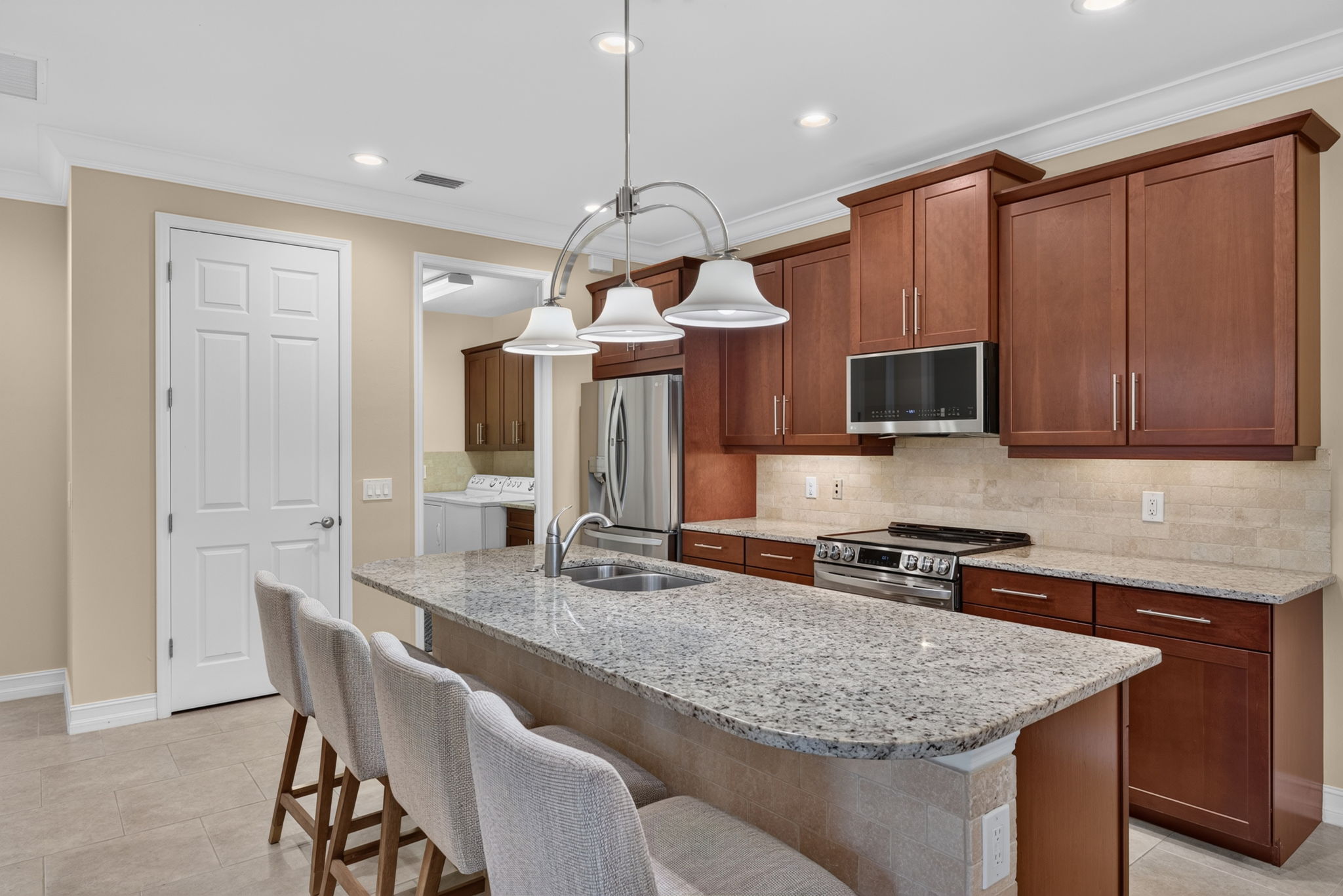 Breakfast Bar 1 of 2