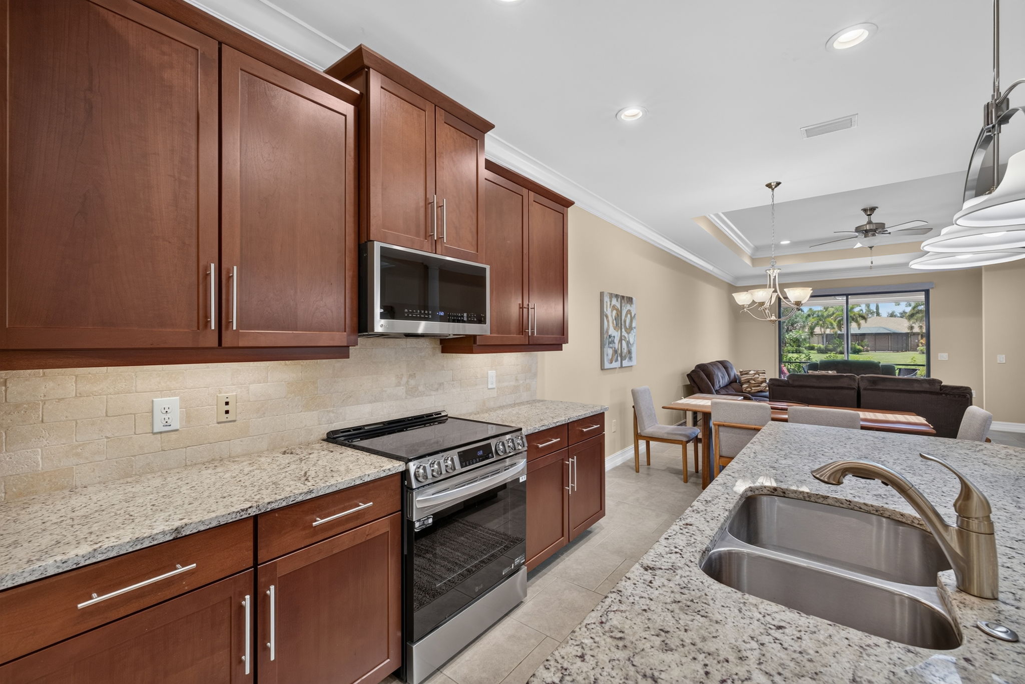 Kitchen 1 of 3