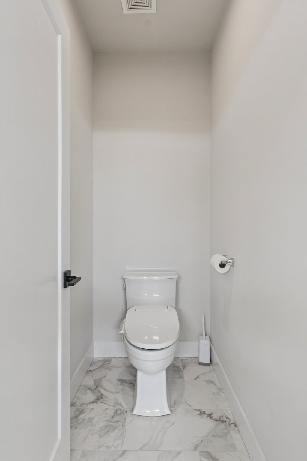 Hawthorn Dr-S2409-061.jpg