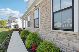Hawthorn Dr-S2409-005.jpg