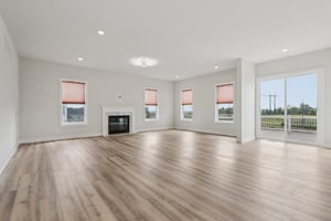 Hawthorn Dr-S2409-016.jpg