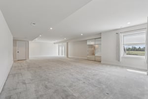 Hawthorn Dr-S2409-031.jpg