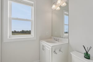 Hawthorn Dr-S2409-054.jpg